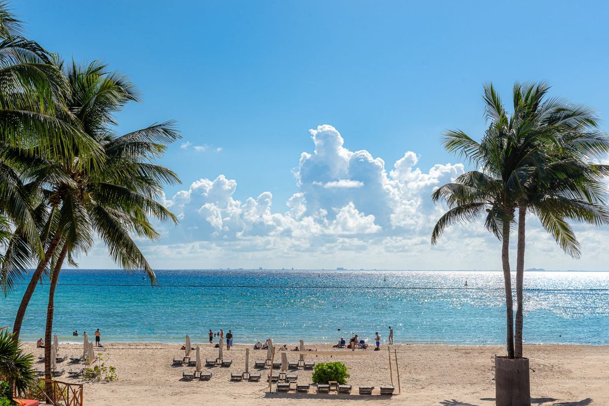 The beach at Mamitas, a short walk from the entrance
